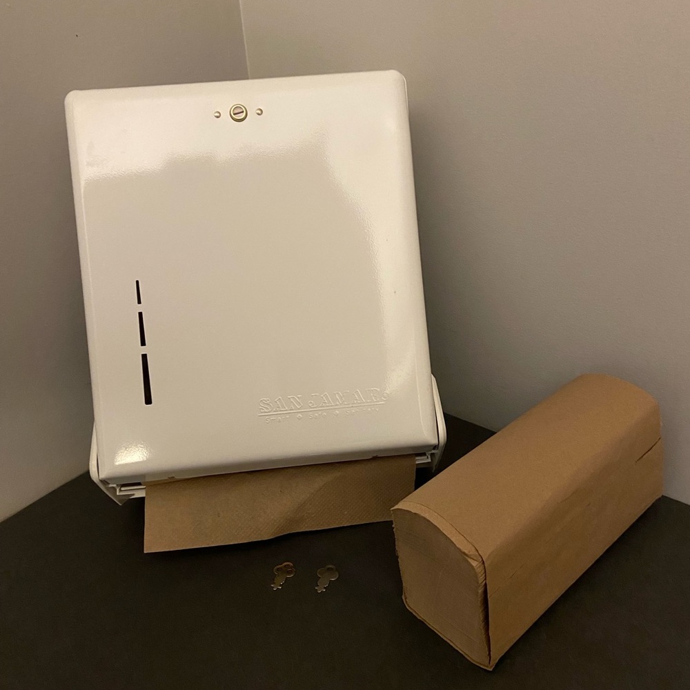 San Jamar White Metal Industrial Paper Towel Dispenser
